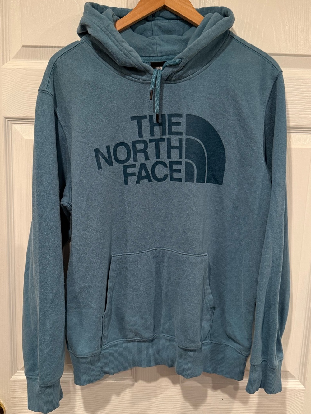 The North Face Men’s M Regular Blue Pullover Fleece Hoodie Logo Graphic Pockets